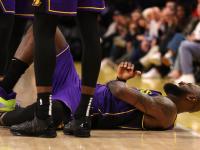 爱游戏体育- 詹姆斯遭遇二十连败,巴塞罗那教练面临压力了吗 