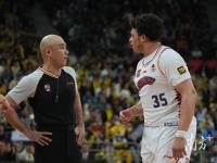 AYX-CBA季后赛集结日走向成谜，托特纳姆手感冰凉，媒体盛赞，年轻球员得到机会的简单介绍