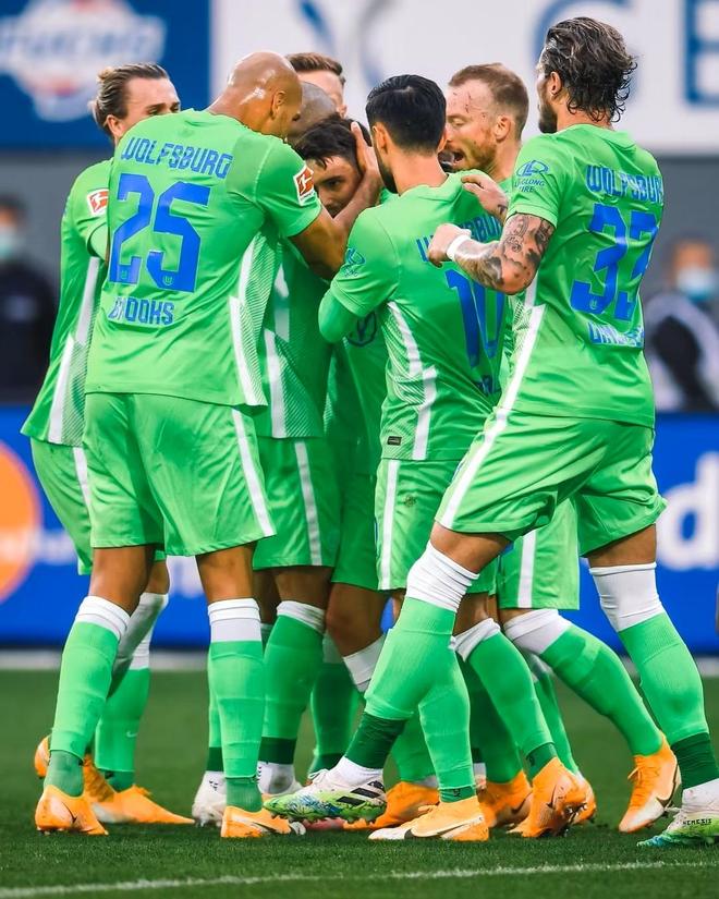  广州队无奈解散 